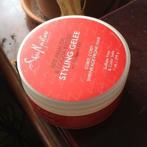 Shea Moisture’s Red Palm Oil & Cocoa Butter Gelee